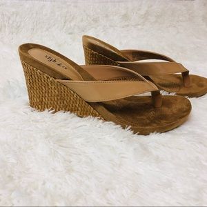 Style & Co Chicklet Wedge sandals-Size 9